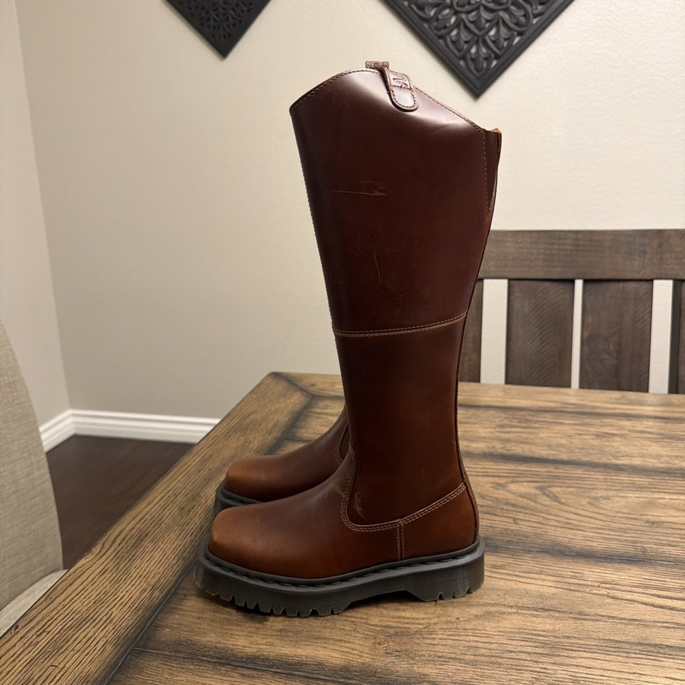 Dr. Martens Amaayah Hi Boots, Tall Riding Boot, Butterscotch - Orleans, US 6 .G4 - Picture 3 of 6